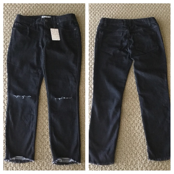 Free People Black Destroyed Skinny Jeans.  NWT. - Picture 4 of 7